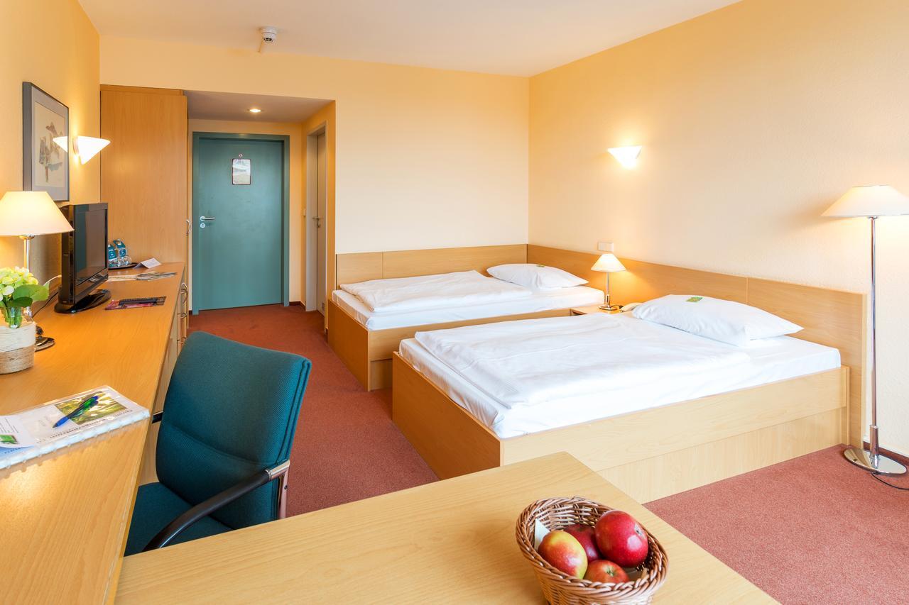 Leag Konferenzcenter Schulungs- Und Tagungshotel Im Spreewald Люббенау Экстерьер фото