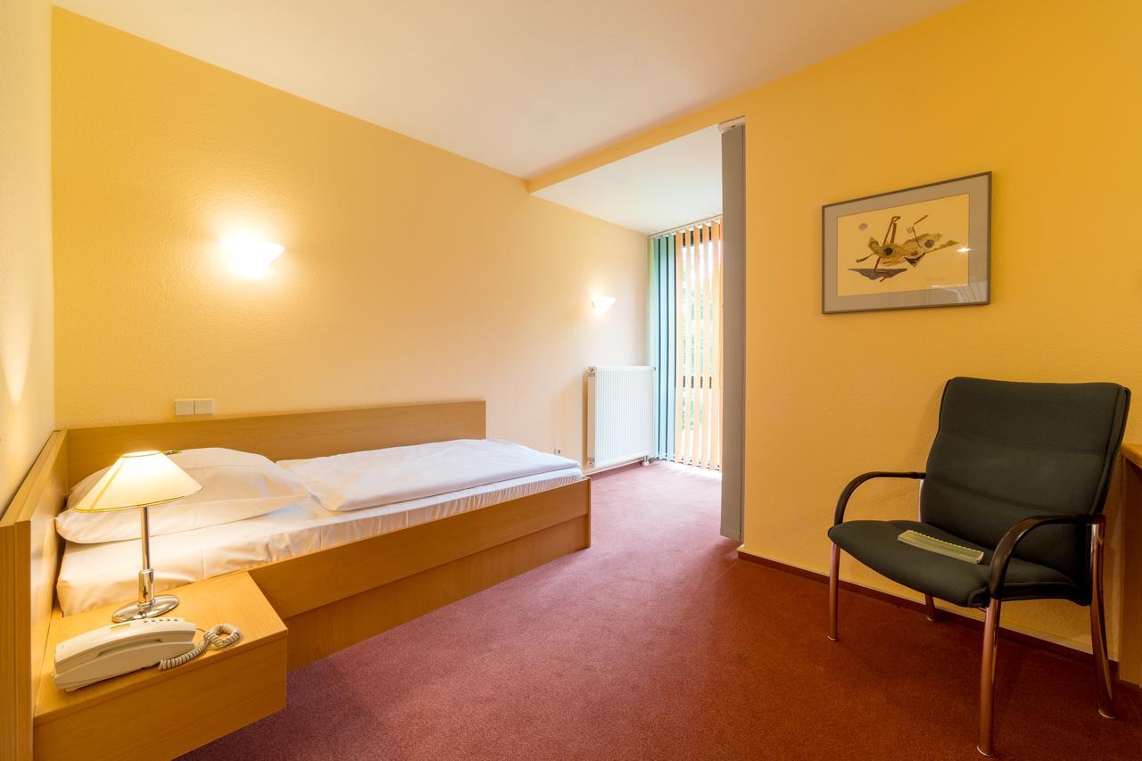 Leag Konferenzcenter Schulungs- Und Tagungshotel Im Spreewald Люббенау Экстерьер фото